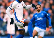 九州体育入口-切尔西主场失利,困境仍未解决