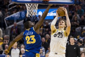 九州体育赛事-足球二过一战术有哪四种