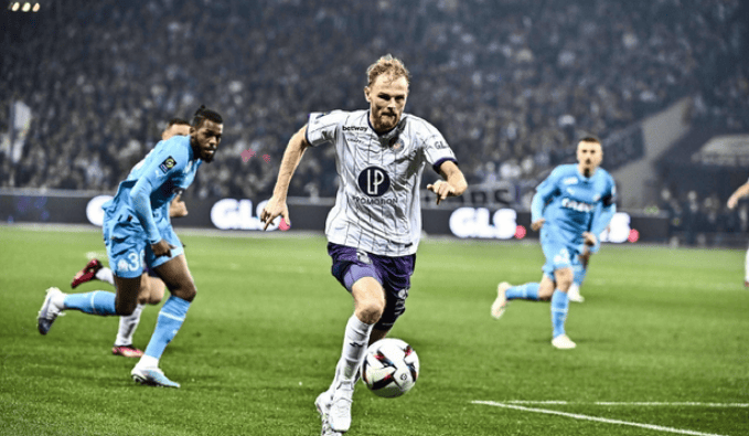 亚眠对勒阿弗尔