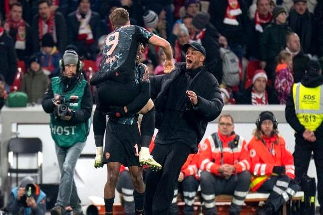 斯图加特客场不敌拜仁慕尼黑,遭遇失利 斯图加特客场不敌拜仁慕尼黑,遭遇失利